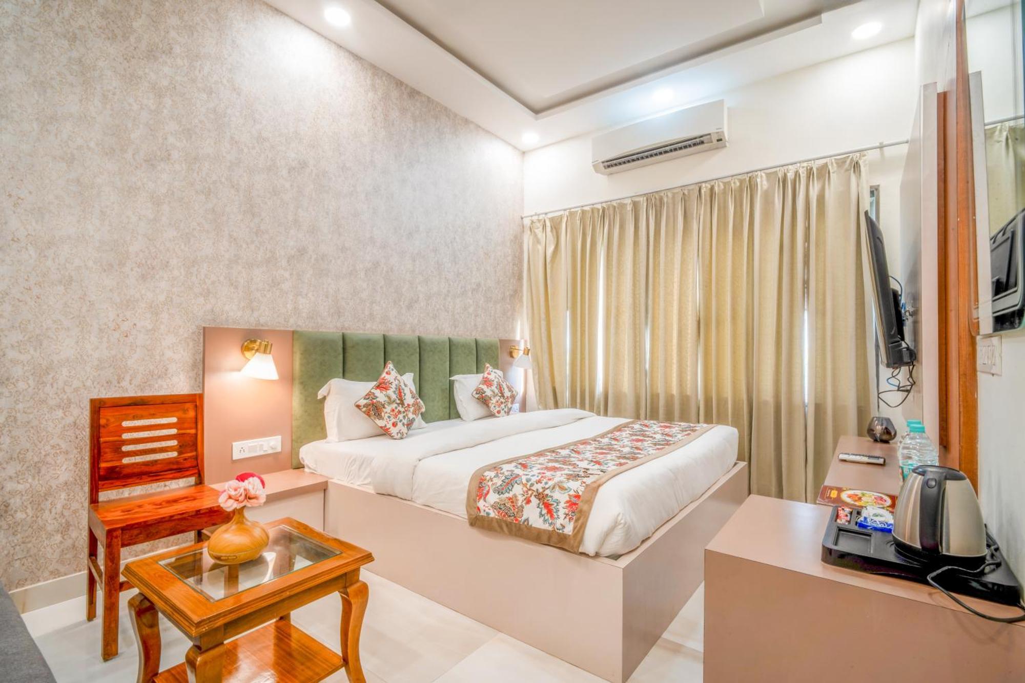 Royal Delight Resort Madina Exterior photo