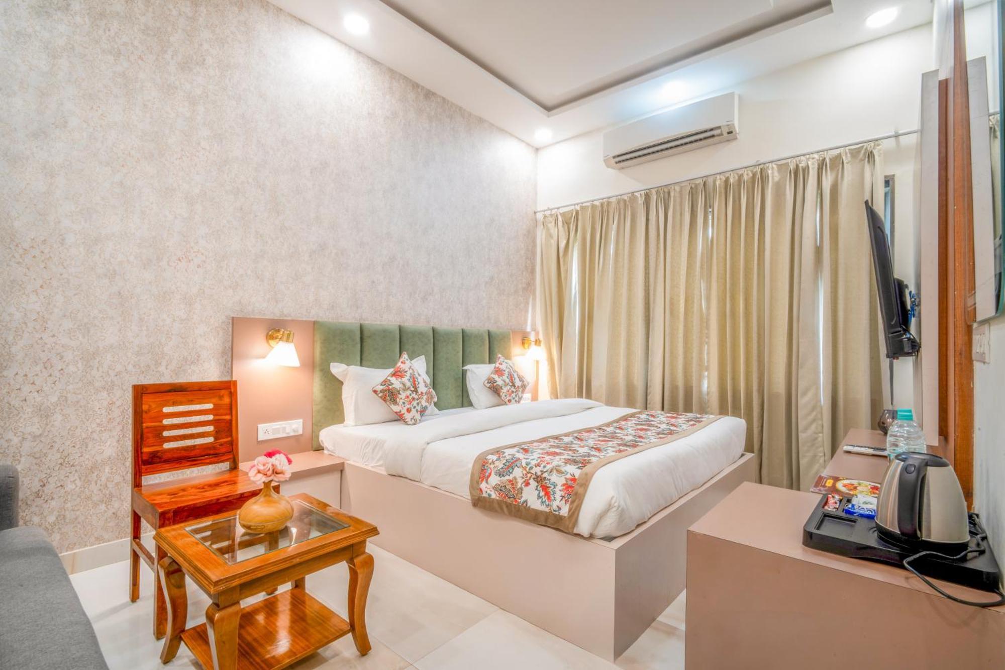 Royal Delight Resort Madina Exterior photo