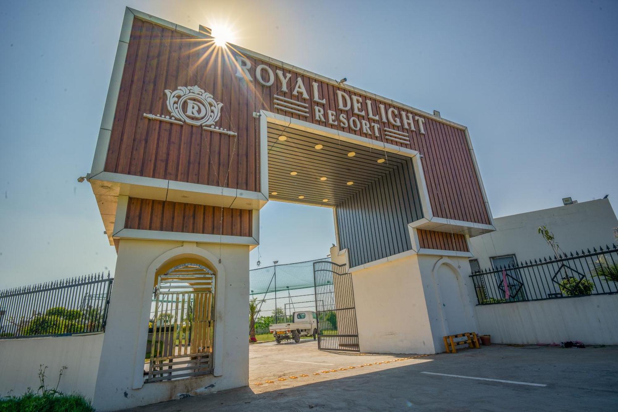 Royal Delight Resort Madina Exterior photo